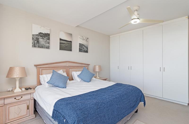 To Let 2 Bedroom Property for Rent in Dolphin Beach Western Cape